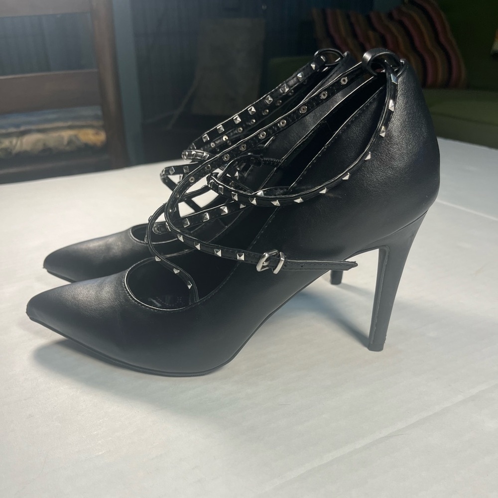 Betseyville High Heels Size 9. Betsey Johnson
